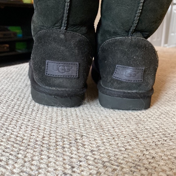 UGG Boots - Picture 5 of 14